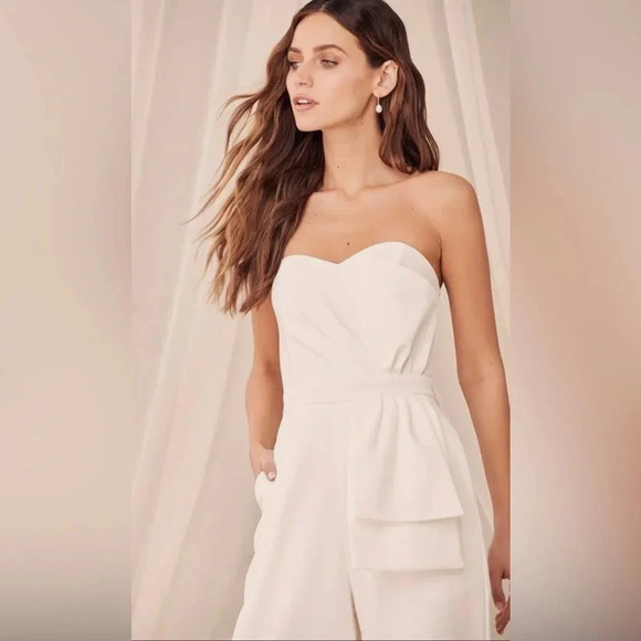. Nwt! Lulus Women's Won A Heart White Strapless Wide Leg Jumpsuit M - Picture 3 of 7